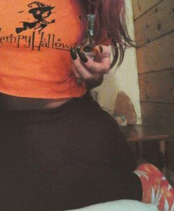 hempy-hallowen8-weed-leaf-marijuana-apeshit-clothing